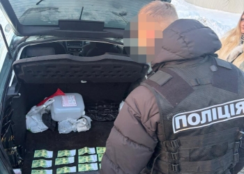 через кордон