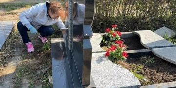 Не всі дні підходять: коли йти на кладовище перед Великоднем 2026