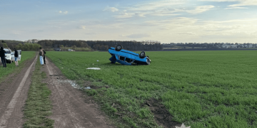 Під Тернополем 14-річна водійка потрапила в ДТП разом з однолітками: діти госпіталізовані