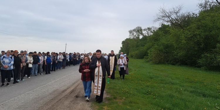 Сила материнського слова: у Зарваниці відбулася ХІХ піша проща спільноти «Матері в молитві»