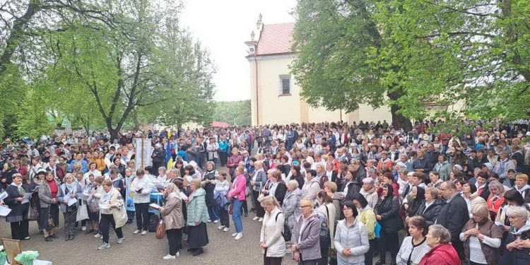 Сила материнського слова: у Зарваниці відбулася ХІХ піша проща спільноти «Матері в молитві»