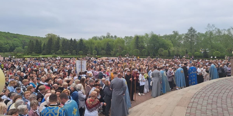 Сила материнського слова: у Зарваниці відбулася ХІХ піша проща спільноти «Матері в молитві»