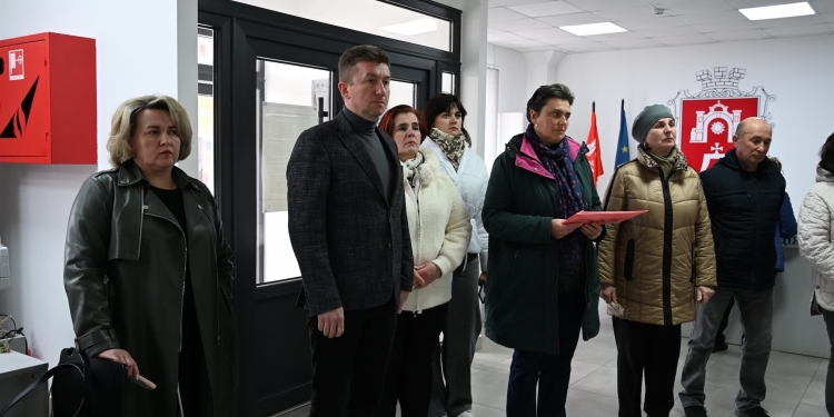 Мистецтво, що стало вічністю: у Ланівцях погасили марку на честь полеглого воїна та художника Олега Яцули