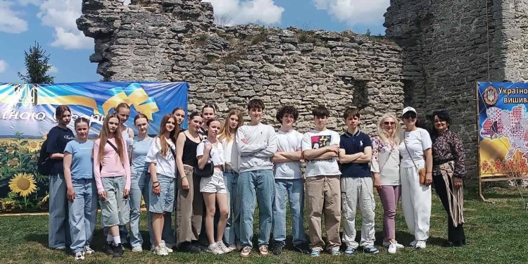 Магія Бони: на Тернопільщині дали старт новому туристичному сезону (Фото)