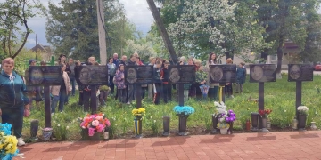 у селах Синівці та Передмірка