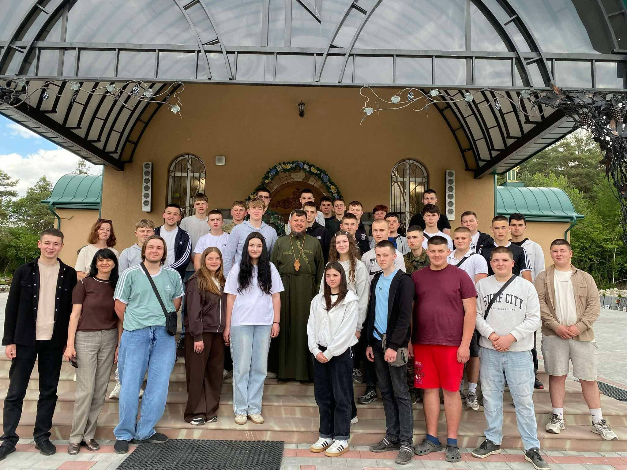 збереження пам’яті про новітніх Героїв України