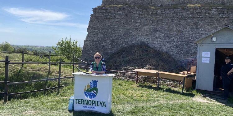 Магія Бони: на Тернопільщині дали старт новому туристичному сезону (Фото)