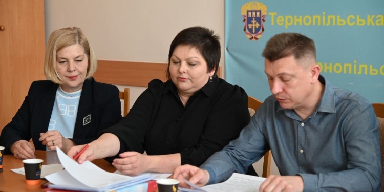 У Тернопільській облраді обирають незалежних членів наглядових рад медзакладів