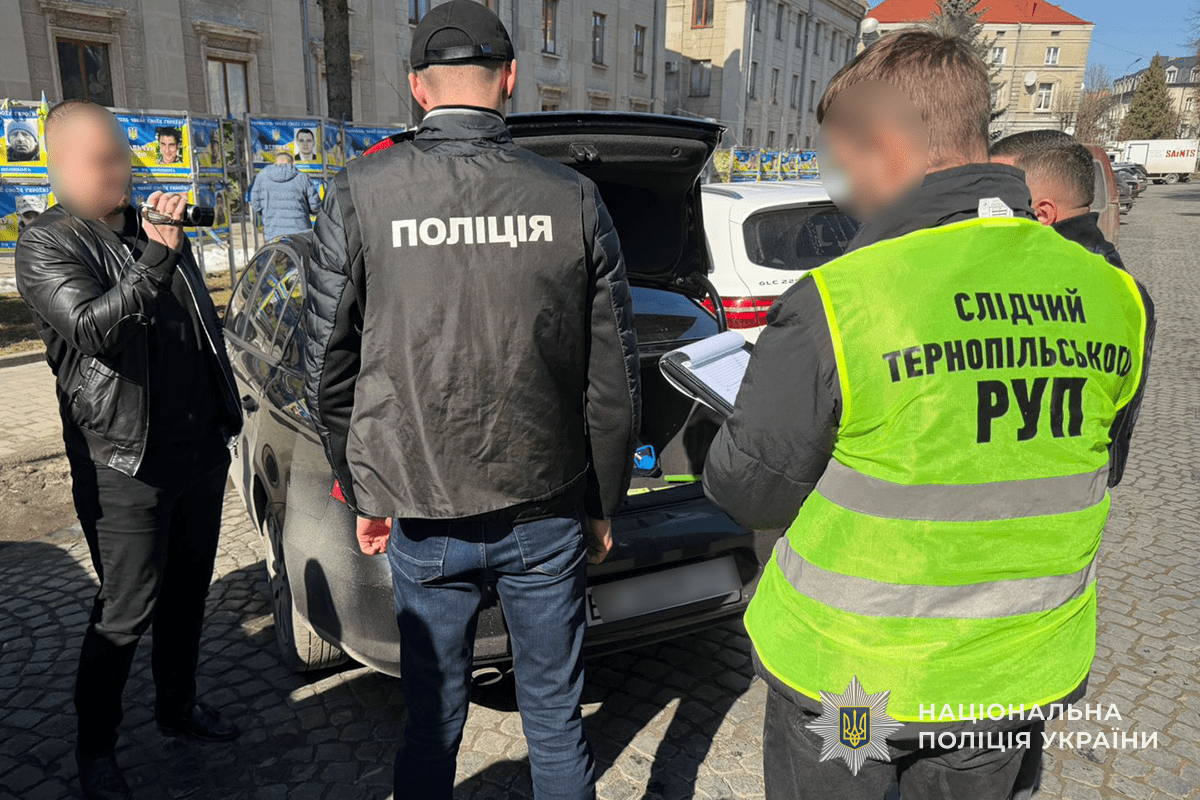 На Тернопільщині судитимуть юристку за вплив на ТЦК: взяла 2560 євро