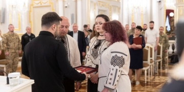 батькам полеглого військовослужбовця Віталія Сидорука