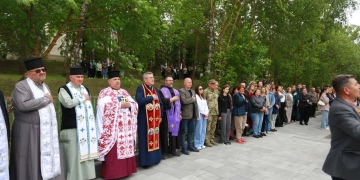 Напередодні Свята Героїв у Збаражі вшанували пам’ять полеглих захисників України
