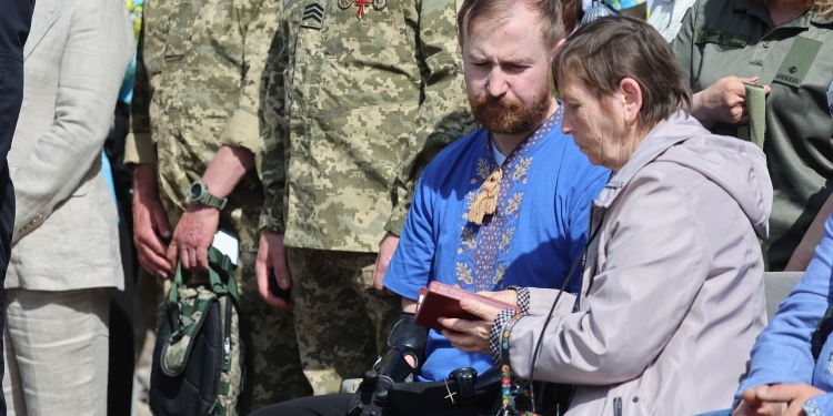 У Тернополі урочисто відзначили День Героїв та нагородили захисників