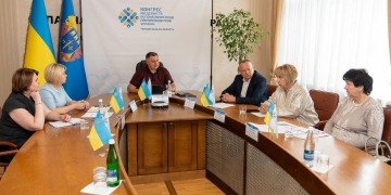 На Тернопільщині обговорили реформу шкільного харчування: з 1 вересня теплі обіди мають отримувати всі учні