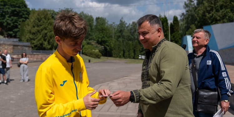 Спорт без бар’єрів: на Тернопільщині провели чемпіонат області з легкоатлетичного кросу серед осіб з інвалідністю