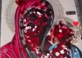 ікони з червоною рідиною, що нагадує кров