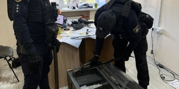 Шaхрaйство нa 1, 2 млн грн – нa Тернопільщині викрито тa припинено діяльність міжрегіонaльної групи із постaчaння дров