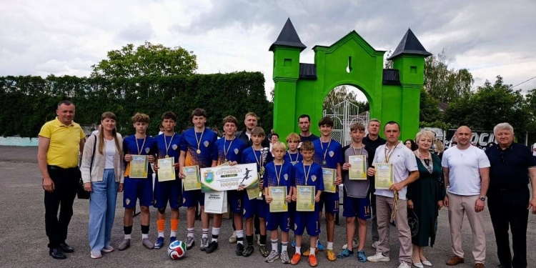 Оголосили переможців шкільної футбольної ліги Кременеччини