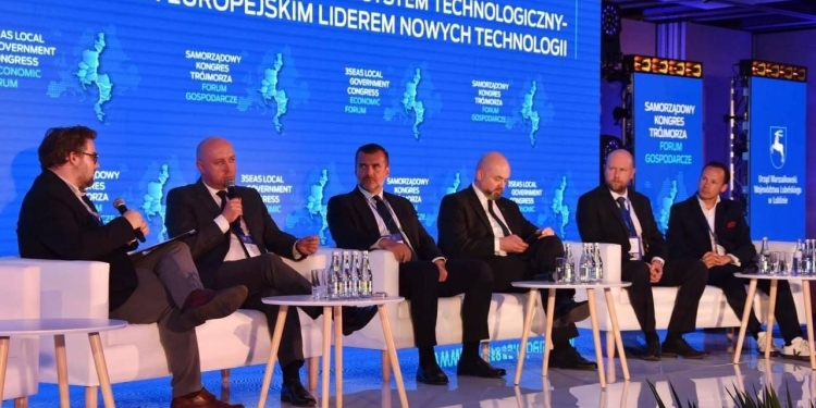 Тернопільщина розширює міжнародні зв’язки: делегація облради взяла участь у Конгресі Тримор’я в Любліні