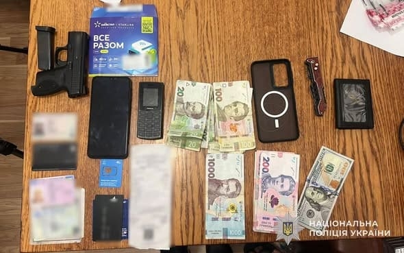 У Чорткові взяли під варту рецидивіста, який ошукав 78-річну пенсіонерку