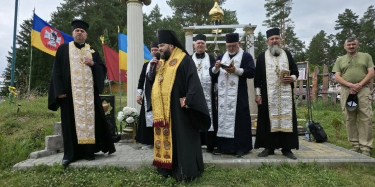 На межі Тернопільщини стартував сезон у знаменитій «Подільсько-Волинській Січі»