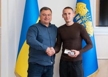 кадрове підсилення