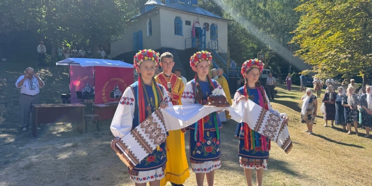 На Кременеччині відзначили 375-річчя Богданової каплички та провели V духовно-історичний фестиваль