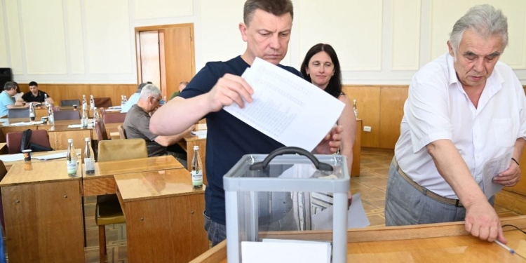 Президія Тернопільської облради погодила присвоєння почесних звань та порядок денний сесії