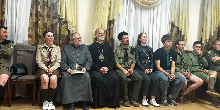 У Зарваниці урочисто відкрили та освятили пластову домівку