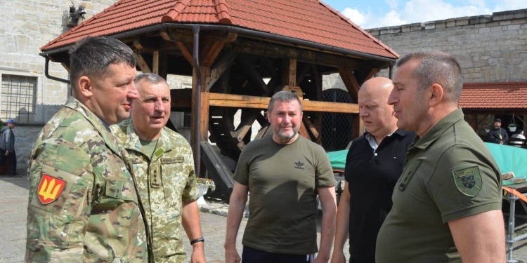 У стінах Збаразького замку відбувся Всеукраїнський з’їзд ветеранів та військовослужбовців